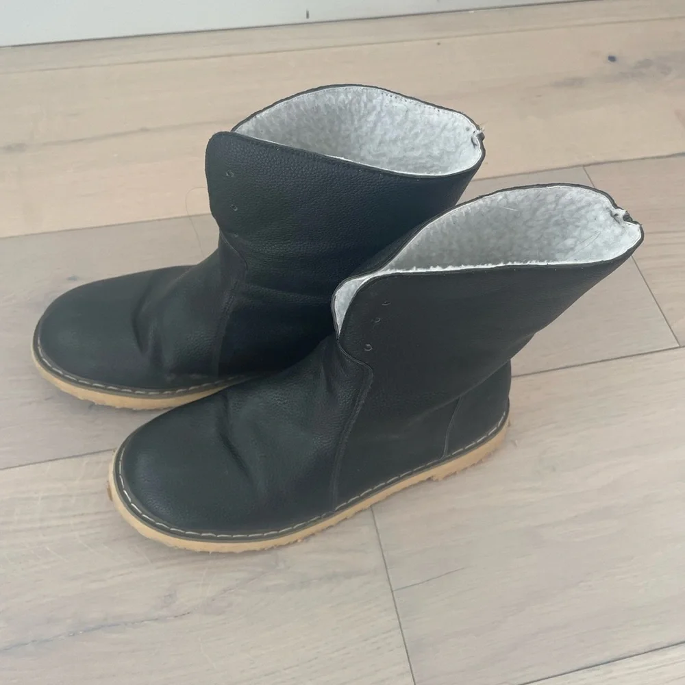 Fabletics booties - Picture 4 of 4